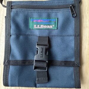 L.L. Bean Trifold Cross Body Wallet, Vintage, Navy Blue & Black